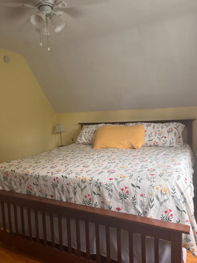 Cozy Cape Cod Villa Гранд Рапидс Екстериор снимка