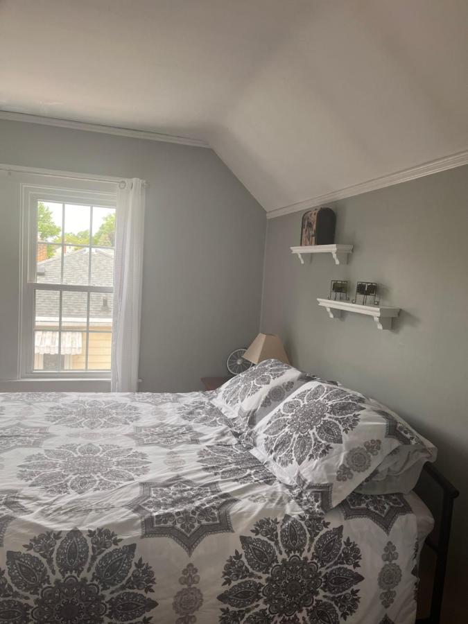 Cozy Cape Cod Villa Гранд Рапидс Екстериор снимка
